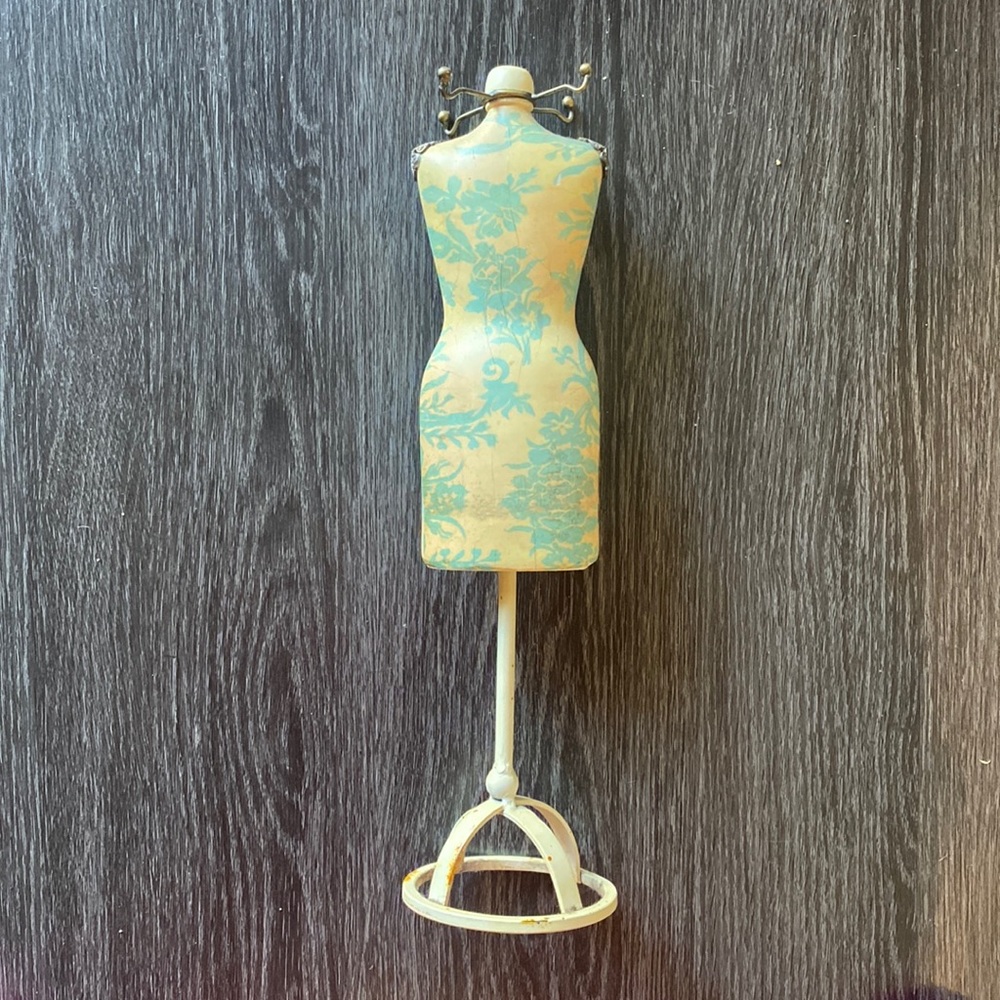 Shabby Chic Rustic Mannequin Jewelry Rack